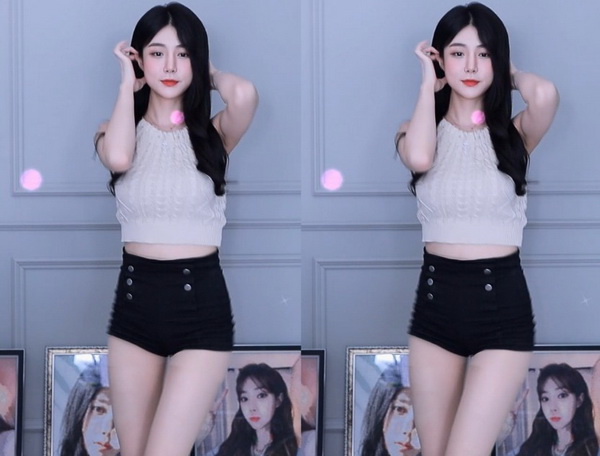 8°